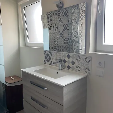 فندق مبيت وإفطار Chambre Paisible Avec Terrasse *