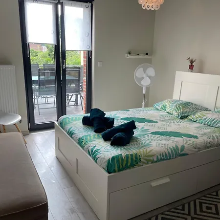 Chambre Paisible Avec Terrasse *