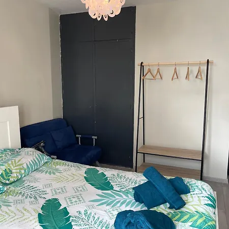 Chambre Paisible Avec Terrasse فندق مبيت وإفطار *